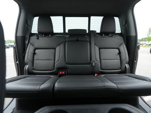 Used 2019 GMC Sierra 1500 SLT w/ SLT Premium Plus Package AWD/4WD image 39