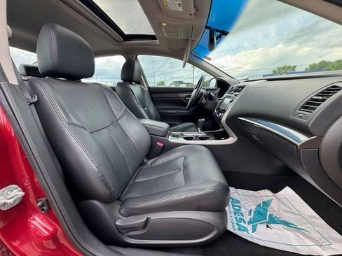 Used 2014 Nissan Altima 3.5 SL w/ Technology Package FWD image 12