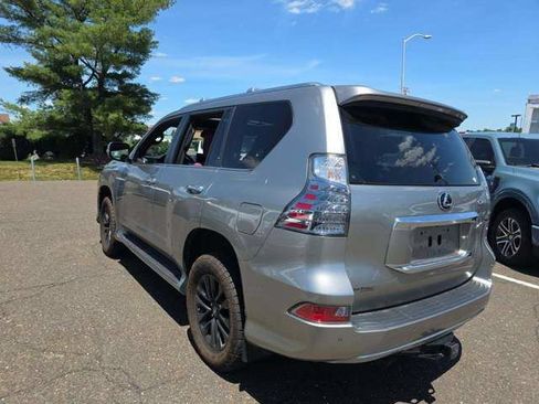 Used 2023 Lexus GX 460 Premium w/ Premium Package AWD/4WD image 8