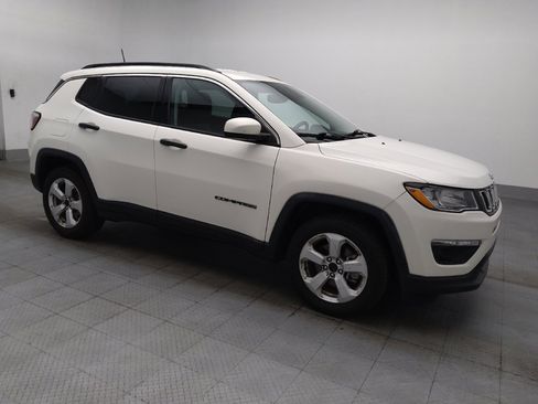 Used 2020 Jeep Compass Latitude w/ Popular Equipment Group FWD image 11