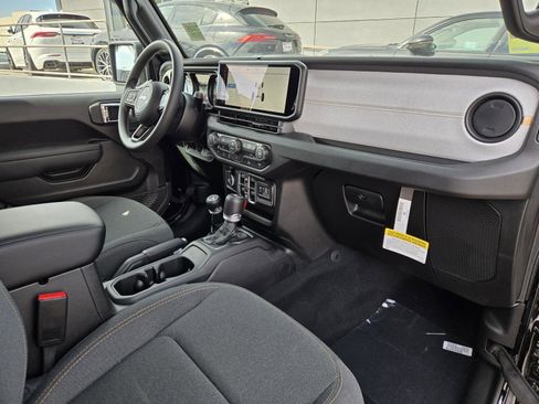 New 2026 Jeep Wrangler Unlimited Sport image 32