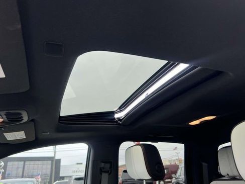 Certified 2024 GMC Canyon AT4X image 18