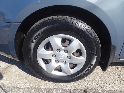 Used 2008 Kia Sedona LX FWD image 15