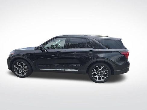 Used 2025 Ford Explorer Platinum w/ Ultimate Package RWD image 8