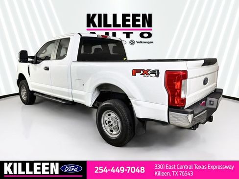 Used 2017 Ford F250 XL w/ Power Equipment Group AWD/4WD image 7