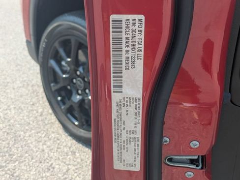 New 2026 Jeep Compass Latitude AWD/4WD image 35