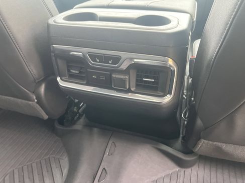 Used 2021 Chevrolet Silverado 1500 LTZ image 39