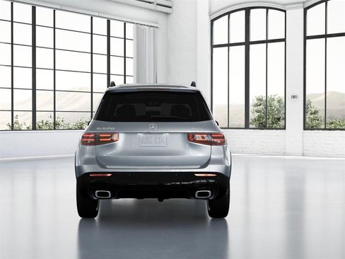 New 2025 Mercedes-Benz GLB 250 4MATIC image 25