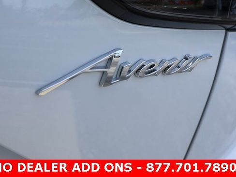 New 2025 Buick Envision Avenir image 8