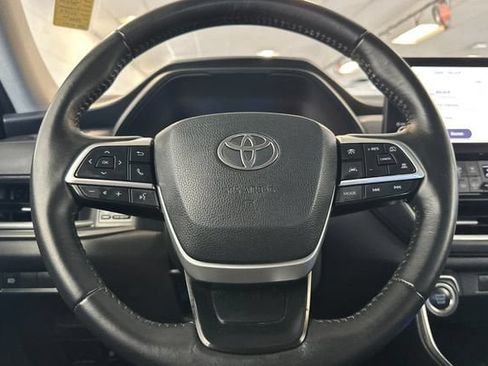 Certified 2025 Toyota Grand Highlander FWD image 25