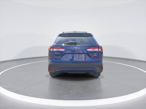 Used 2023 Toyota Corolla Cross LE w/ Moonroof Package AWD/4WD image 8