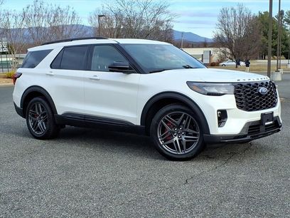 New 2026 Ford Explorer ST w/ Sun And Sound Package