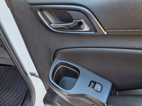 Used 2018 Chevrolet Tahoe LS image 22