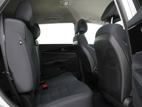Used 2016 Kia Sorento AWD w/ LX Convenience Package image 13
