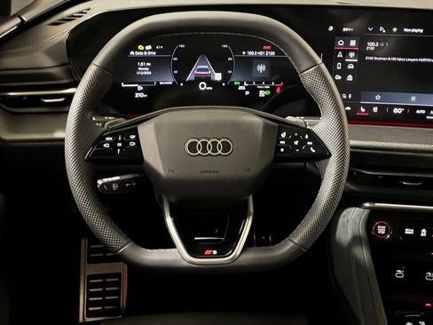 New 2025 Audi SQ5 Premium Plus image 11