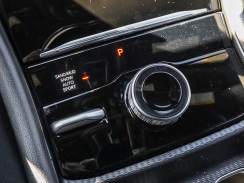 New 2025 Jeep Grand Cherokee Limited w/ Black Appearance Package image 20