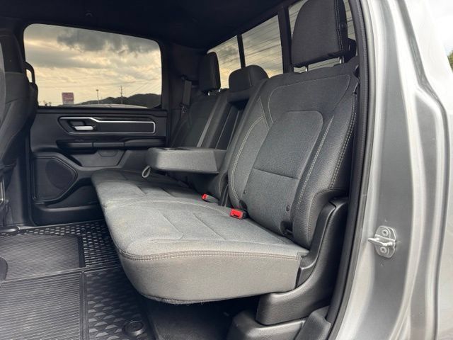 Used 2019 RAM 1500 Big Horn AWD/4WD image 12