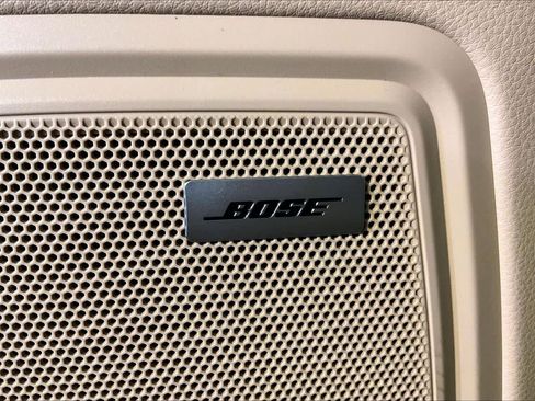 Used 2025 Porsche Macan image 38