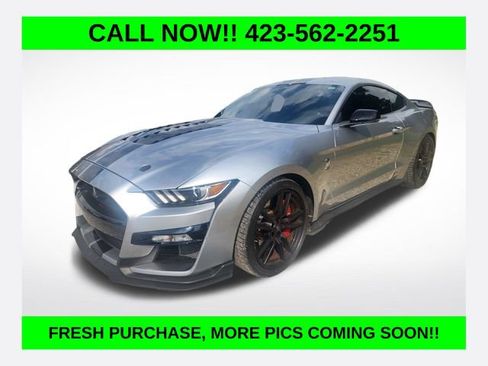 Used 2021 Ford Mustang Shelby GT500 w/ Technology Package RWD image 1