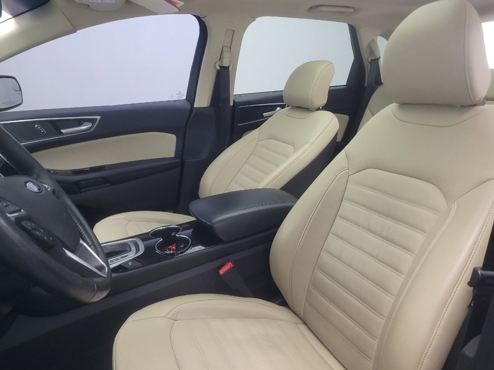 Used 2018 Ford Edge SEL w/ Equipment Group 201A AWD/4WD image 17