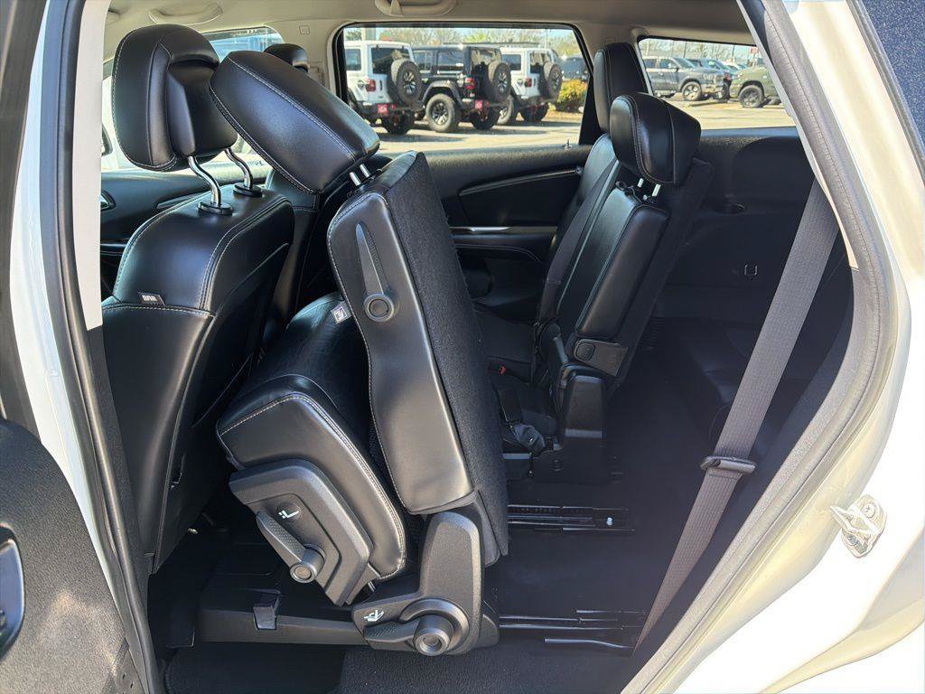 Used 2018 Dodge Journey Crossroad FWD image 23