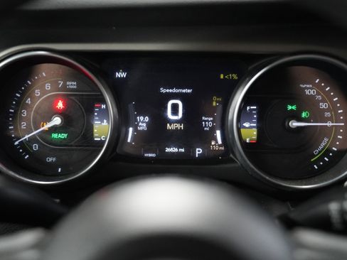 Used 2023 Jeep Wrangler Unlimited w/ Cold Weather Group AWD/4WD image 19