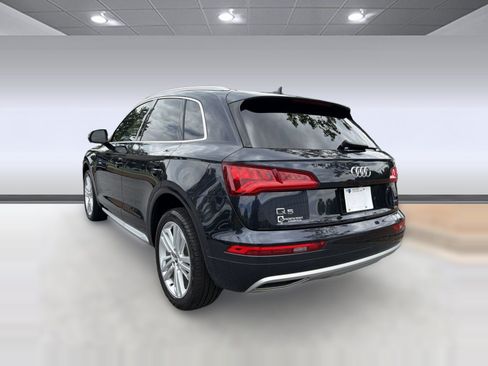 Used 2019 Audi Q5 Prestige w/ Prestige Package AWD/4WD image 3