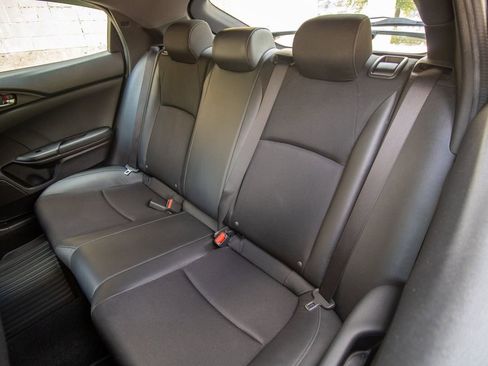 Used 2020 Honda Civic Sport image 16