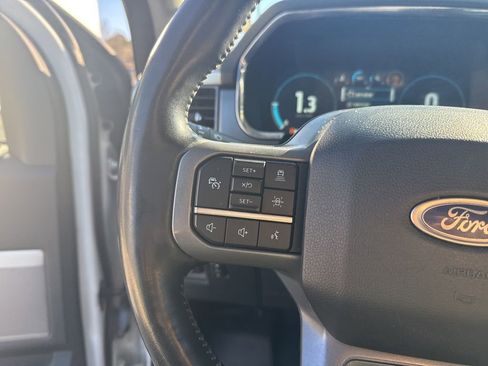 Used 2021 Ford F150 Lariat w/ Equipment Group 502A High image 16