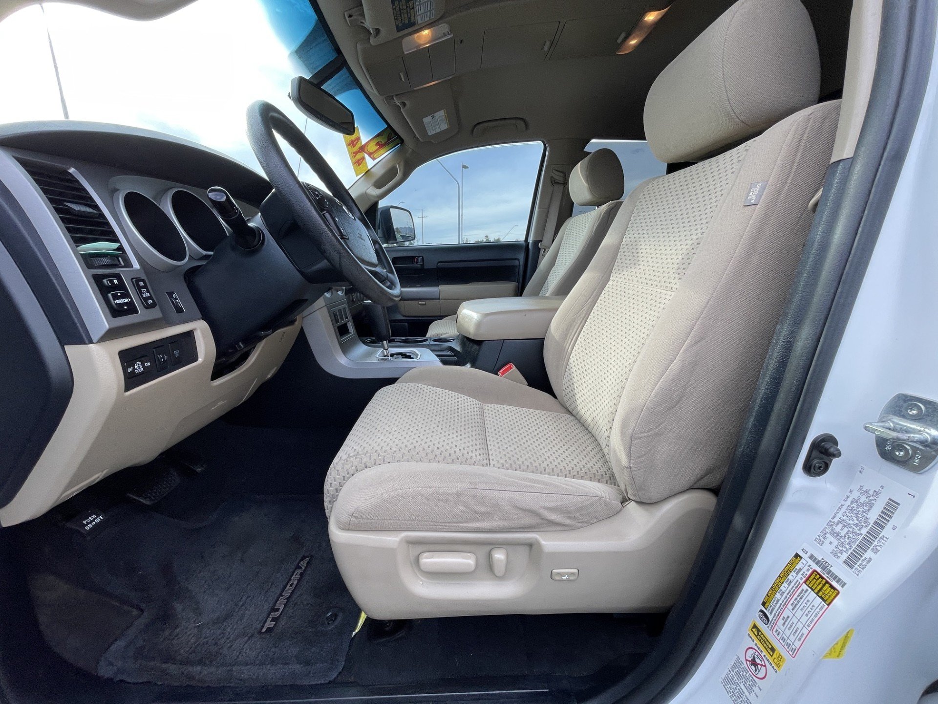 Used 2013 Toyota Tundra 4x4 Double Cab w/ TRD Off-Road Pkg image 12