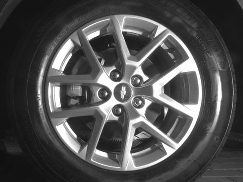 Used 2024 Chevrolet Equinox LT FWD image 9