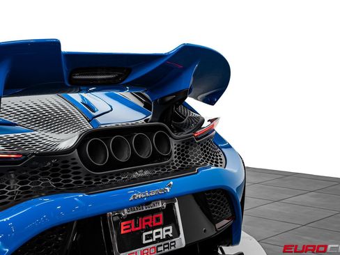 Used 2022 McLaren 765LT RWD image 27