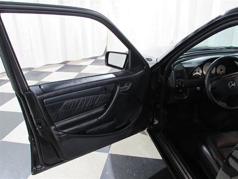 Used 1999 Mercedes-Benz C 280 Sedan image 48