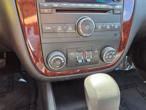 Used 2009 Chevrolet Impala LS FWD image 23