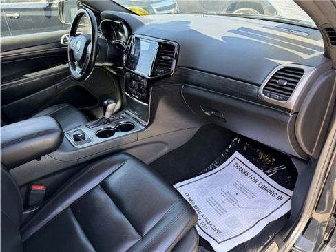 Used 2020 Jeep Grand Cherokee Limited AWD/4WD image 33
