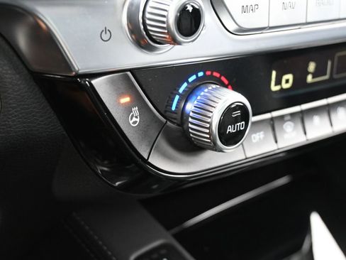 Used 2022 Kia Telluride SX w/ SX Prestige Package image 30