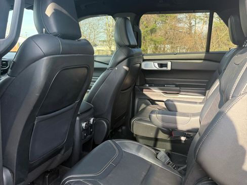 Used 2020 Ford Explorer ST w/ Premium Technology Package image 12