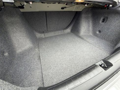 Used 2018 Honda Accord Sport image 25