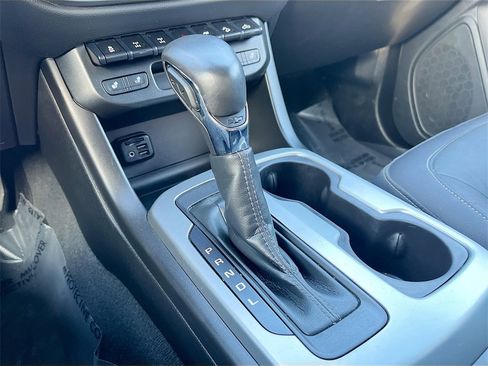 Used 2022 Chevrolet Colorado ZR2 w/ Colorado ZR2 Bison Edition image 17