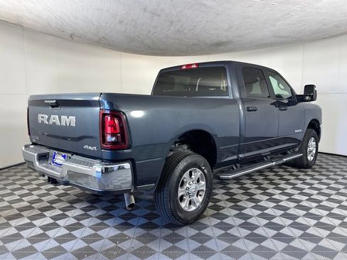 Used 2026 RAM 2500 Big Horn AWD/4WD image 7