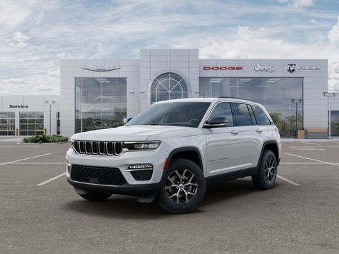 New 2025 Jeep Grand Cherokee Limited w/ Trailer Tow Package image 3