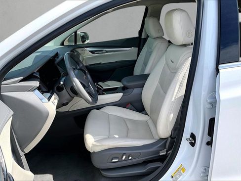 Used 2019 Cadillac XT5 Luxury AWD/4WD image 24