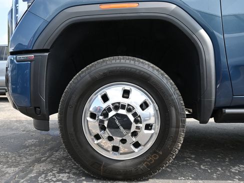 New 2026 GMC Sierra 3500 Denali Ultimate AWD/4WD image 28