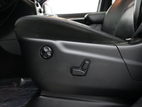 Used 2020 Jeep Grand Cherokee Limited w/ Premium Lighting Group AWD/4WD image 15