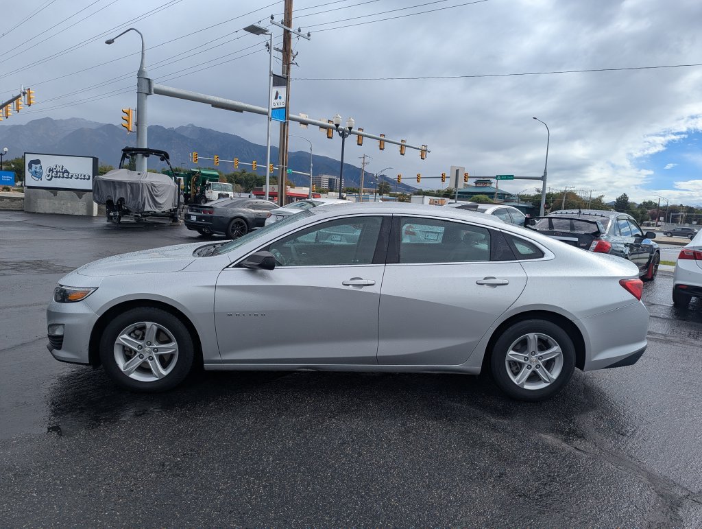 Used 2019 Chevrolet Malibu LS FWD image 7