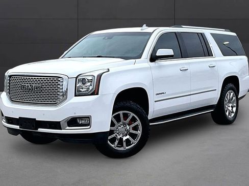 Used 2017 GMC Yukon XL Denali w/ Open Road Package AWD/4WD image 1