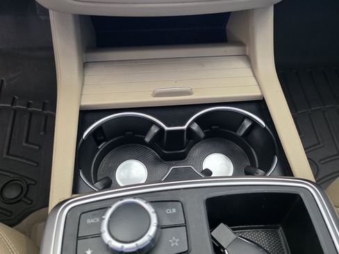 Used 2013 Mercedes-Benz ML 350 4MATIC image 38