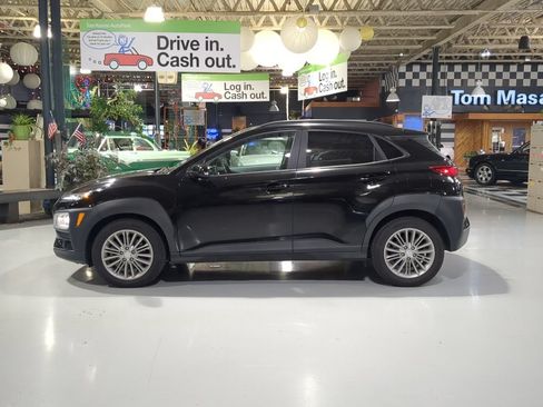 Used 2020 Hyundai Kona SEL Plus AWD/4WD image 11