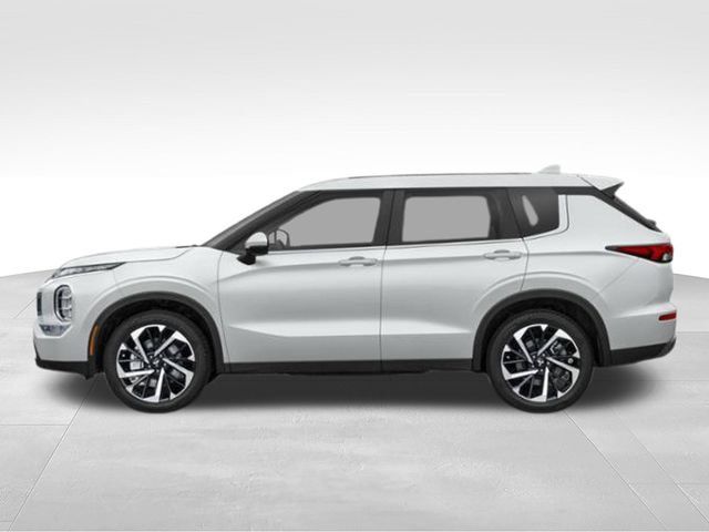 Used 2024 Mitsubishi Outlander ES FWD image 3