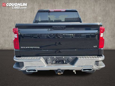 Used 2024 Chevrolet Silverado 1500 LT w/ Z71 Off-Road Package AWD/4WD image 8